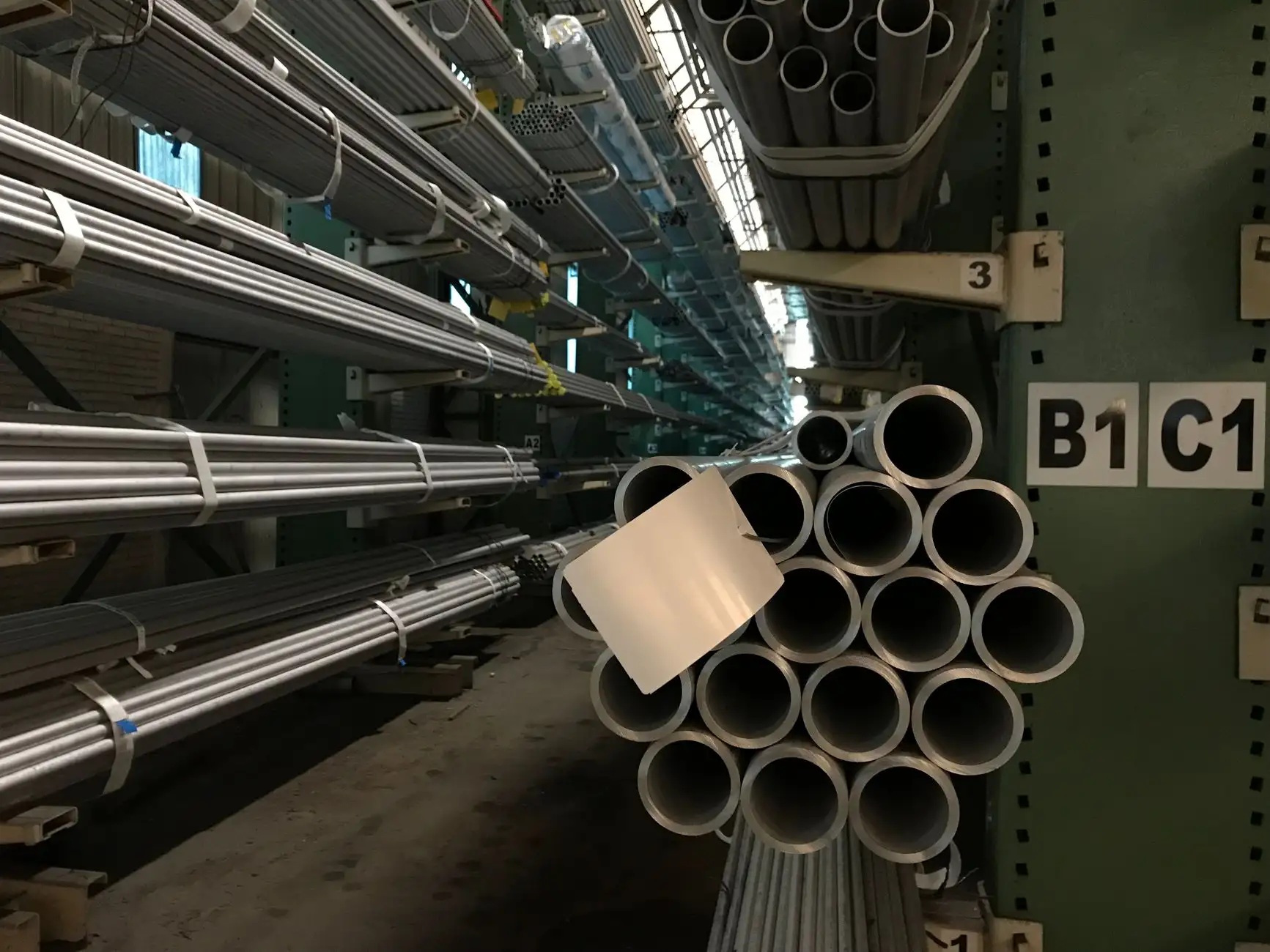 颈椎牵引器选购指南:从牵引力控制方式看颈腰椎病医疗器械的差异